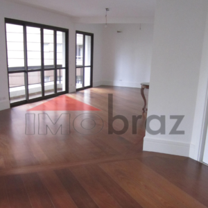 Vende Apartamento com 210m² na Vila Nova Conceição