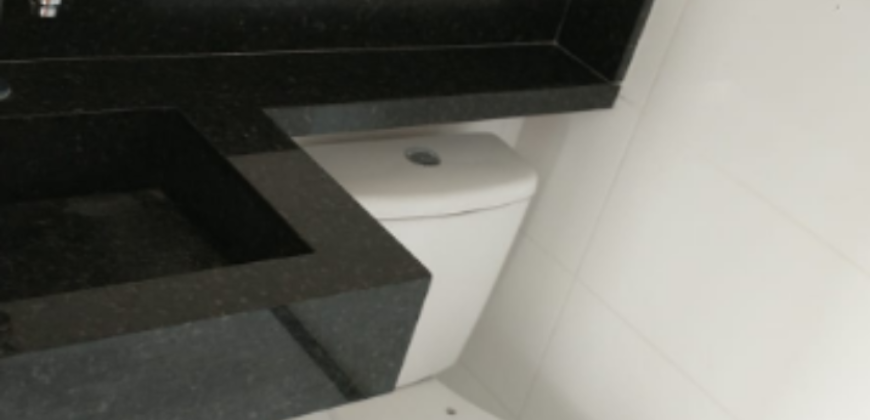 Vende Sobrado NOVO com 2 suítes