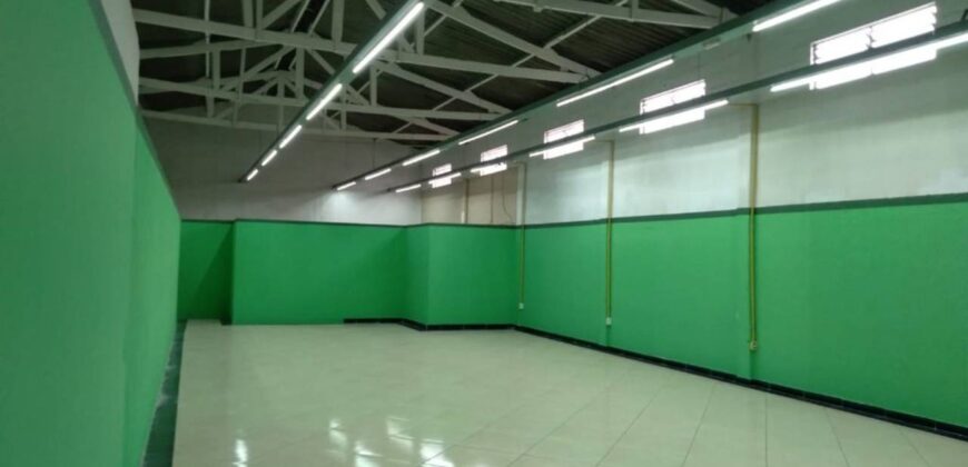 Aluga Salão Comercial de 700m² – Vila Nogueira – Diadema