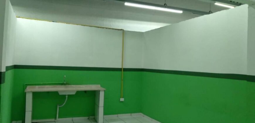 Aluga Salão Comercial de 700m² – Vila Nogueira – Diadema