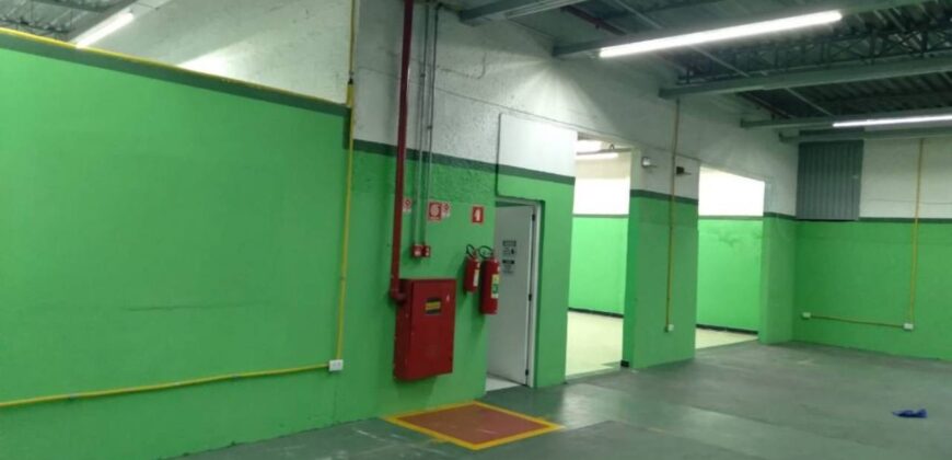 Aluga Salão Comercial de 700m² – Vila Nogueira – Diadema
