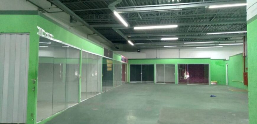 Aluga Salão Comercial de 700m² – Vila Nogueira – Diadema