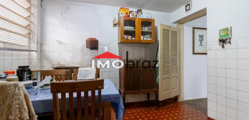 🏡 Oportunidade Incrível! Terreno de 176m² com 2 Imóveis em Excelente Localização 🌟