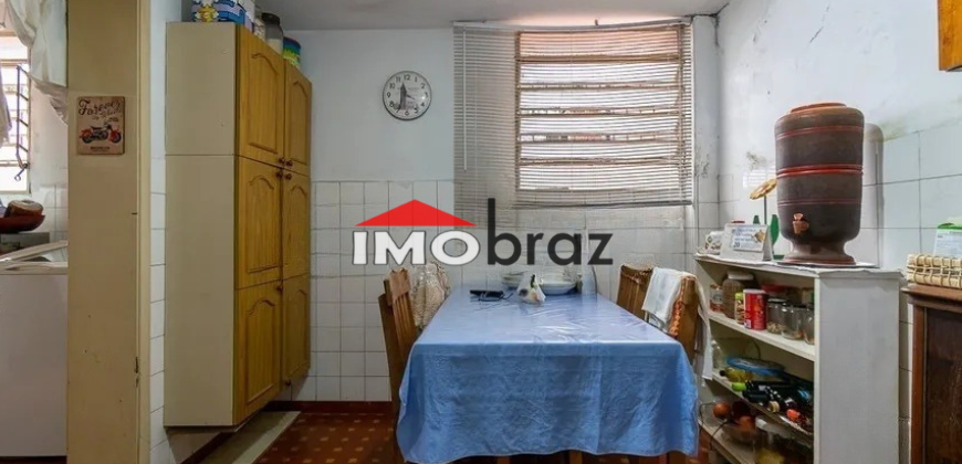 🏡 Oportunidade Incrível! Terreno de 176m² com 2 Imóveis em Excelente Localização 🌟