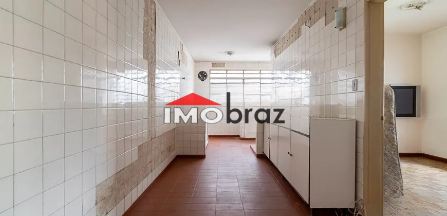 🏡 Oportunidade Incrível! Terreno de 176m² com 2 Imóveis em Excelente Localização 🌟