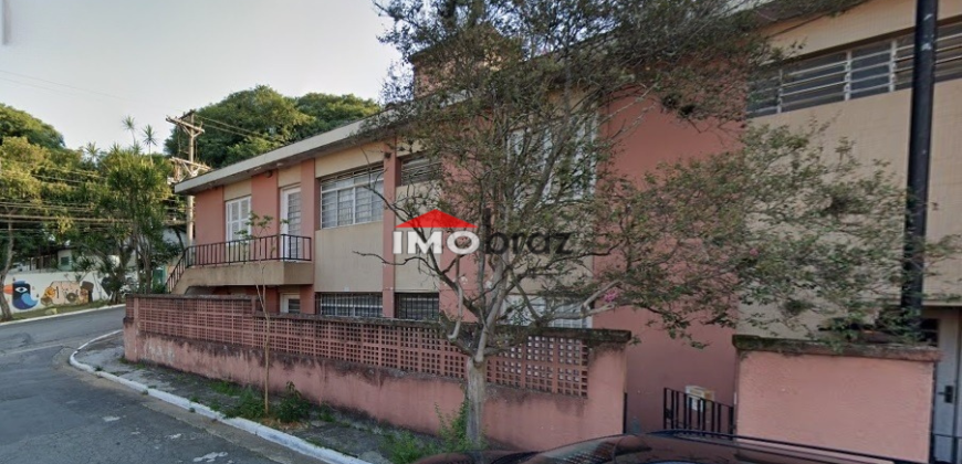 🏡 Oportunidade Incrível! Terreno de 176m² com 2 Imóveis em Excelente Localização 🌟