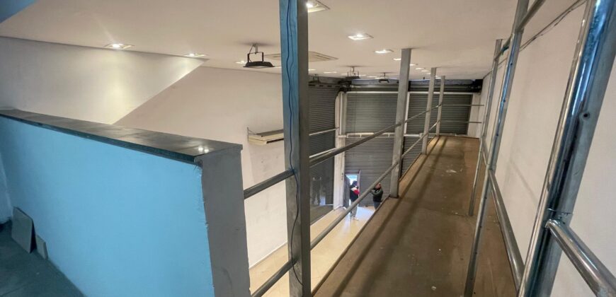 Loja de esquina com 320m² para locação no Brás