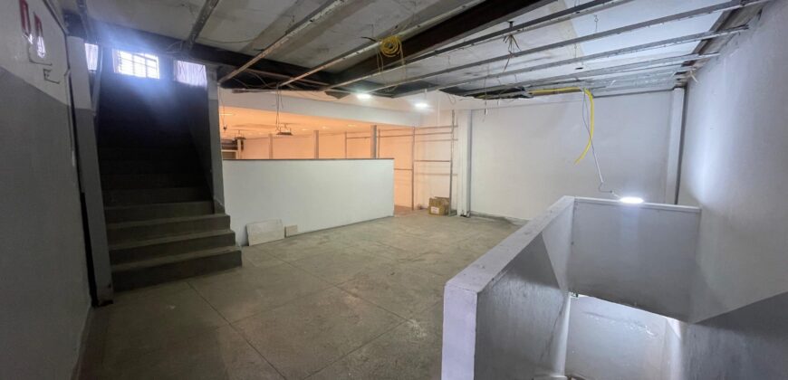 Loja de esquina com 320m² para locação no Brás