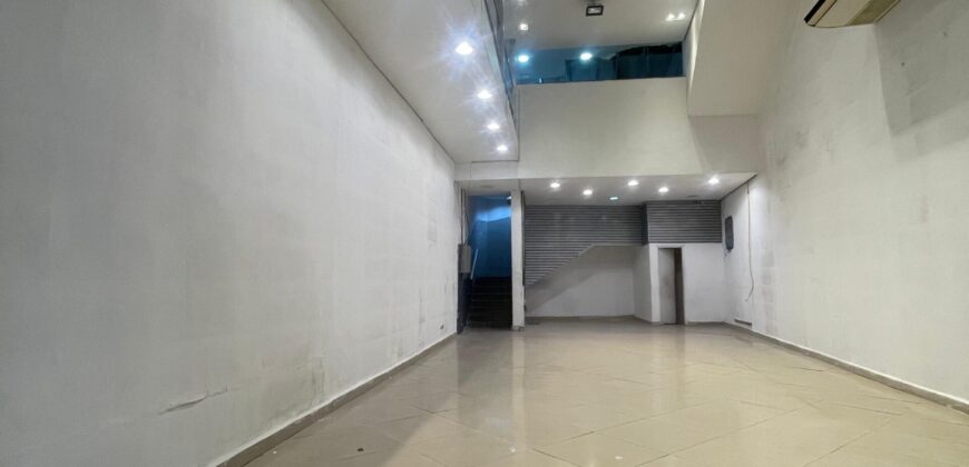 Loja de esquina com 320m² para locação no Brás