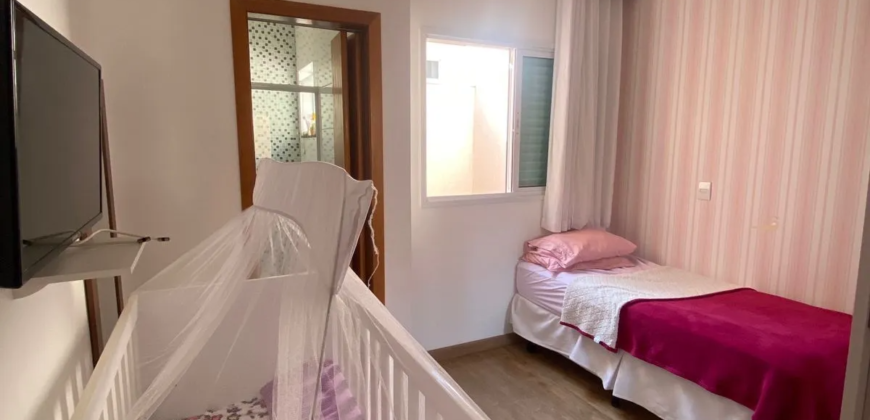 Sobrado à venda na Vila Califórnia com 2 suítes e área gourmet