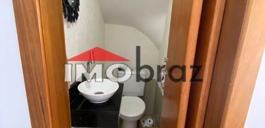 Sobrado à venda na Vila Califórnia com 2 suítes e área gourmet