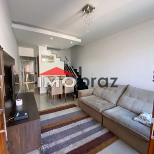 Sobrado à venda na Vila Califórnia com 2 suítes e área gourmet