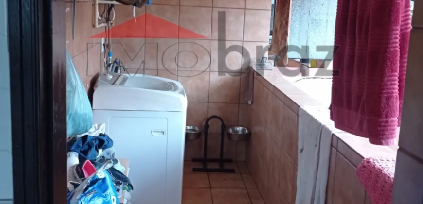 Casa com 4 Quartos à Venda – Jardim Utinga | 259m² de Área Construída