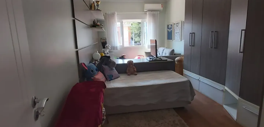 Casa à Venda – 3 Quartos (2 Suítes) | 260m² | Brás / Pari