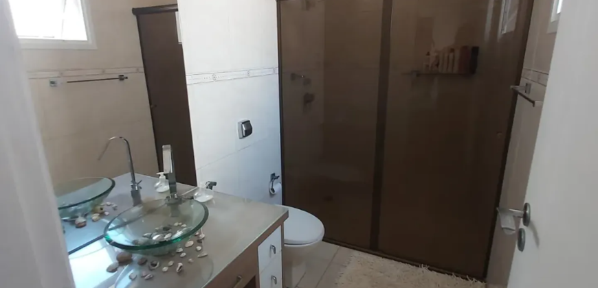 Casa à Venda – 3 Quartos (2 Suítes) | 260m² | Brás / Pari