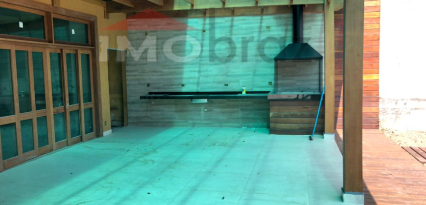 Casa de Alto Padrão à Venda – Condomínio Alpes da Cantareira