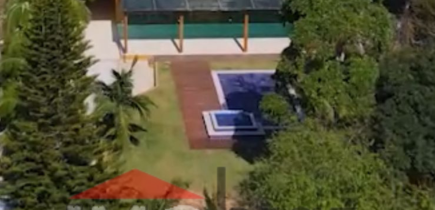 Casa de Alto Padrão à Venda – Condomínio Alpes da Cantareira