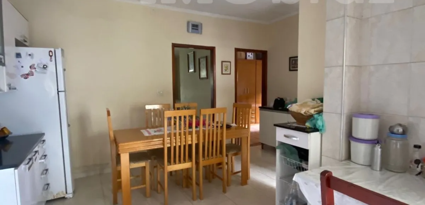 Casa com 3 Quartos à venda, 250m² – Jardim Planalto