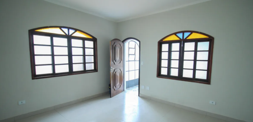 Casa Comercial para Locação – 400 m² | Amplo Espaço e Excelente Estrutura