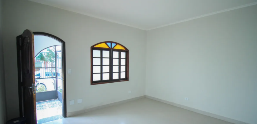 Casa Comercial para Locação – 400 m² | Amplo Espaço e Excelente Estrutura