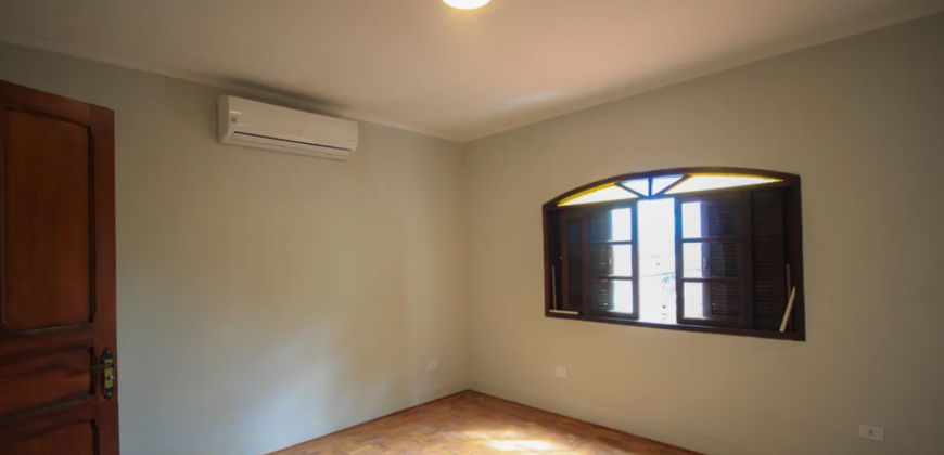 Casa Comercial para Locação – 400 m² | Amplo Espaço e Excelente Estrutura