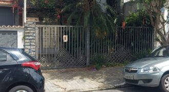 Casa à Venda na Mooca – Rua Itaqueri | Terreno de 250 m²